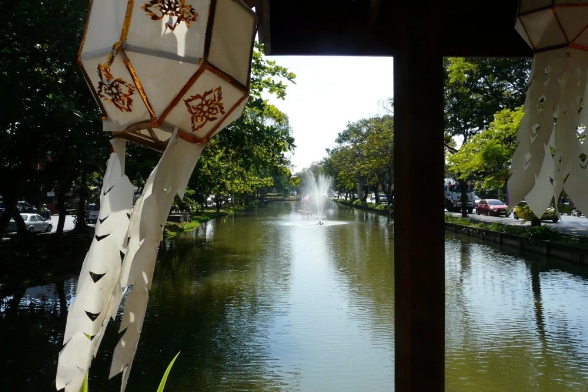 ChiangMai_Moat_1024