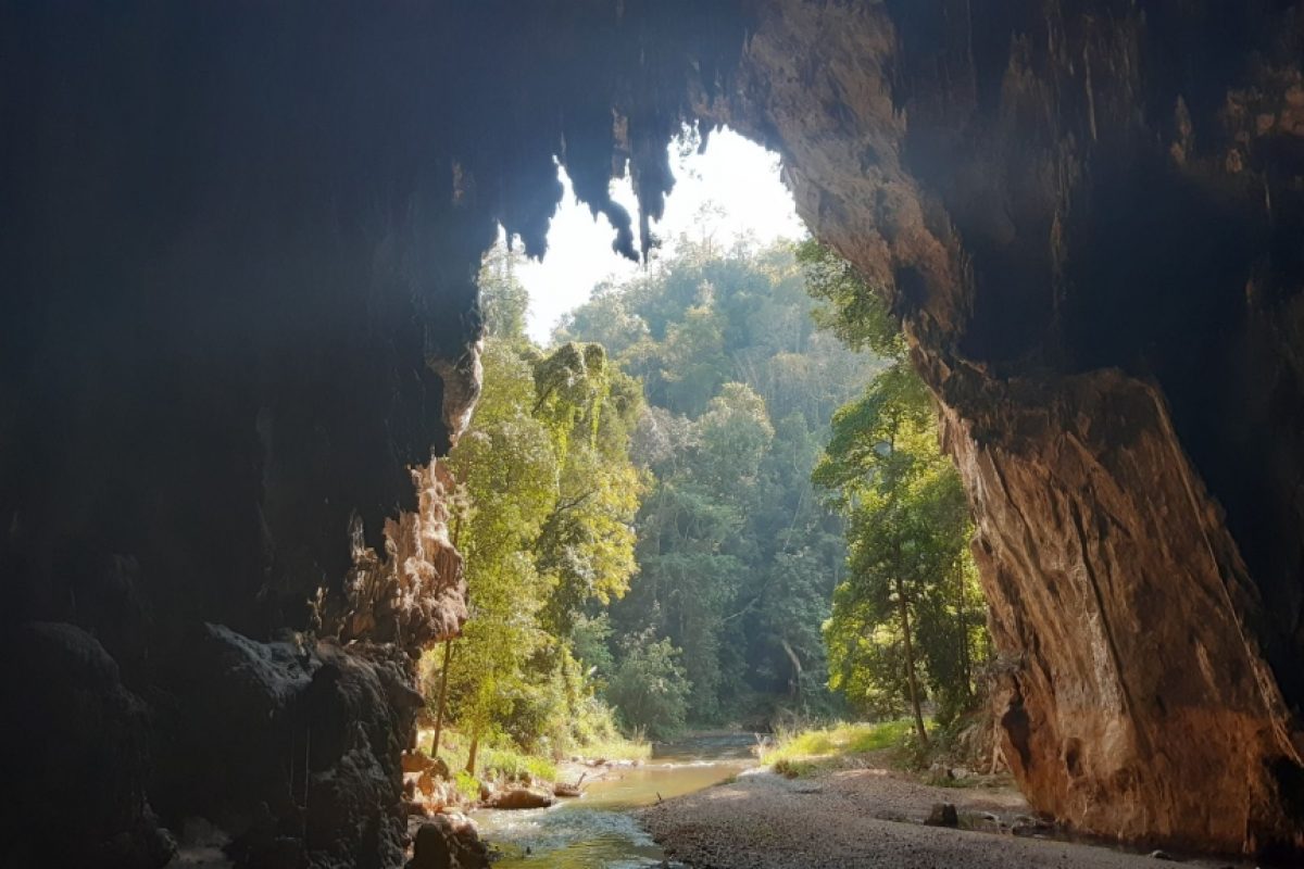 Nam Lod Cave