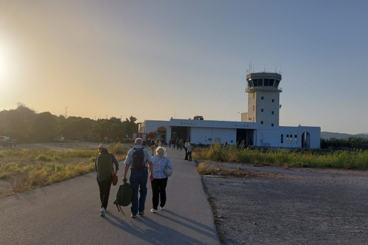 Flughafen Milos