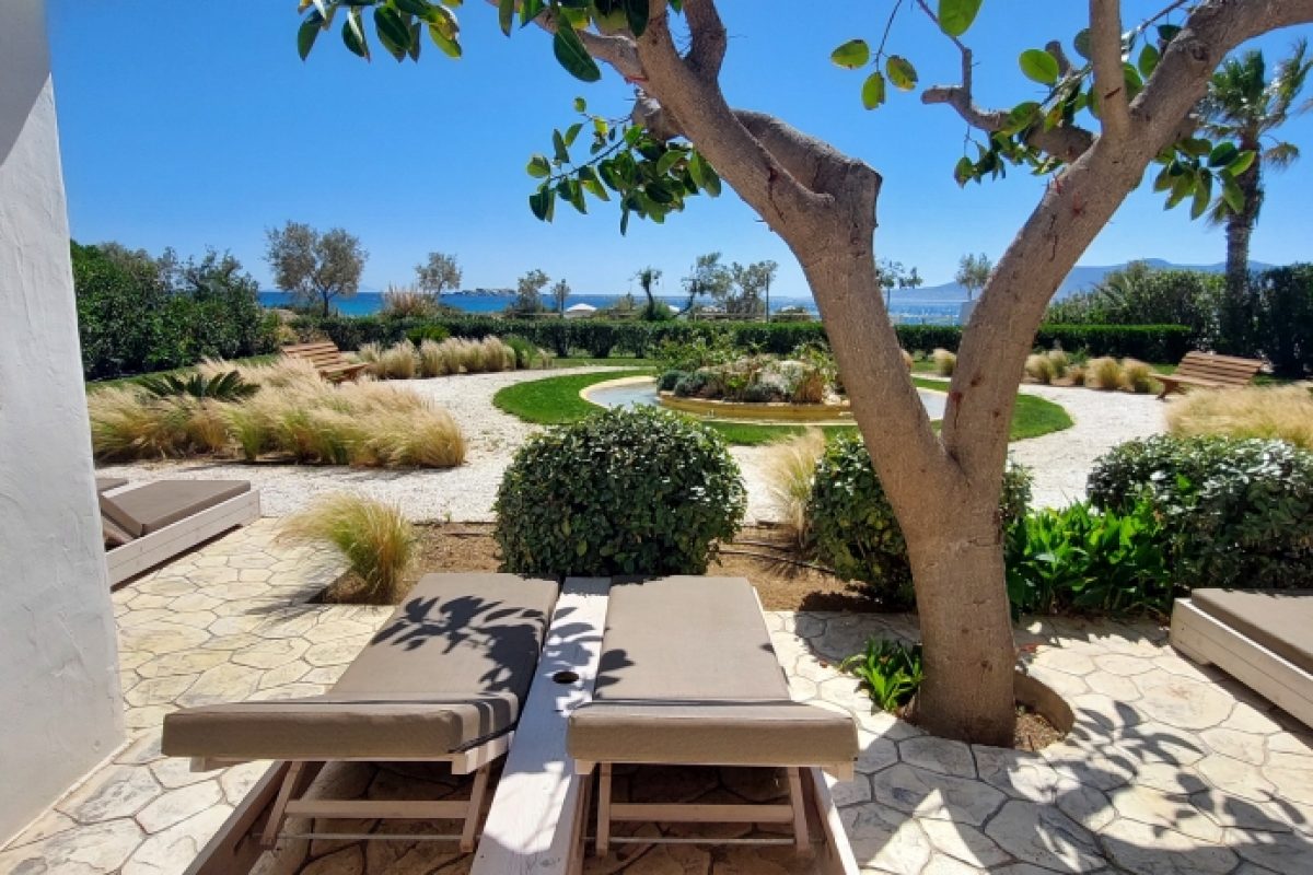 Glaronissi Beach Hotel