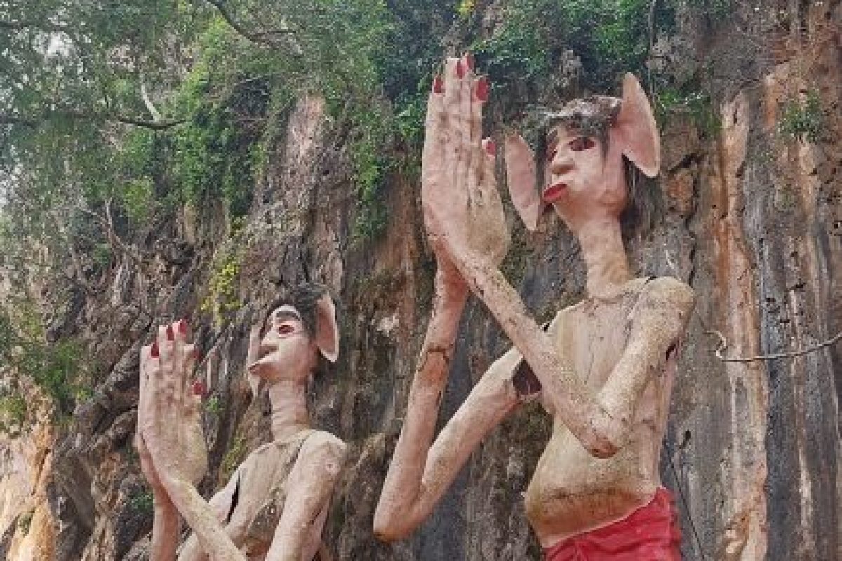 Wat Tham Pla